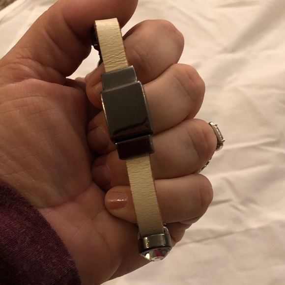 Express bracelet - Picture 3 of 3